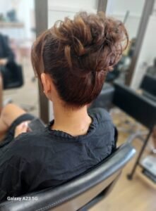 coiffure de mariée réalisée en salon à Mont-de-Marsan