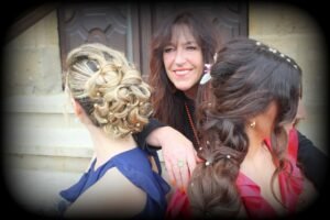 coiffure de mariage élégante salon de coiffure